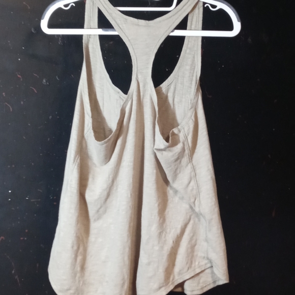 Light jade thin tank top - Picture 4 of 4